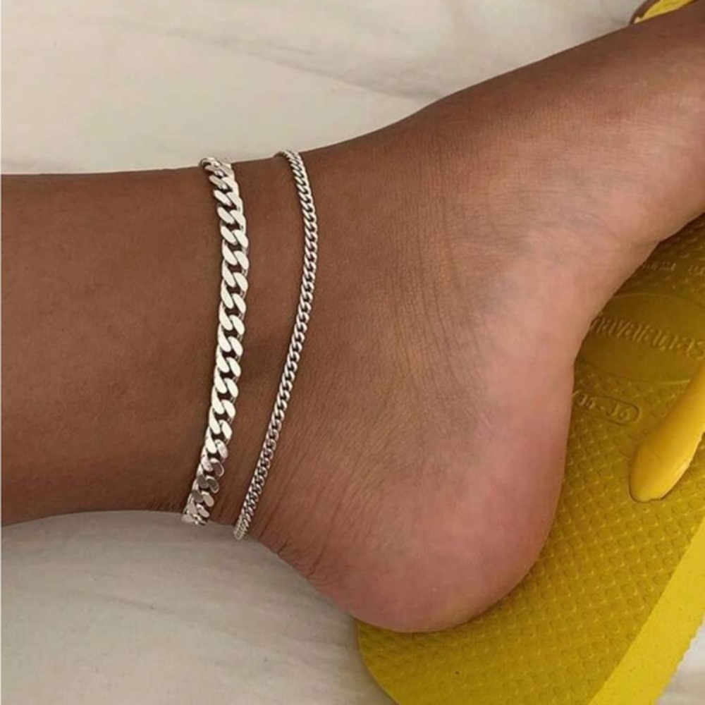 Silver anklet set